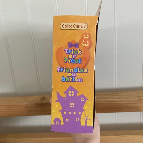 Calico Critters Trick or Treat Parade - Picture 6 of 7